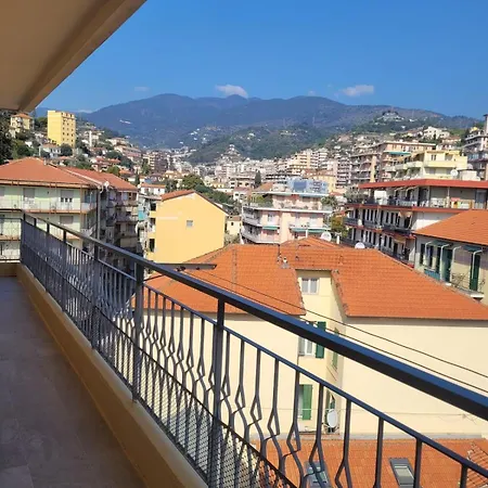 شقة Attico Al Sole *